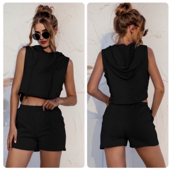 NWOT Blue hooded crop top vest and shorts with pockets workout lounge set - Picture 10 of 11